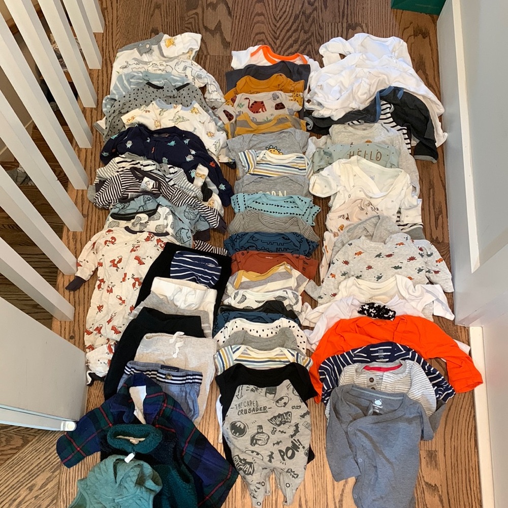 Lot of newborn and 0-3 month (over 60 pieces)